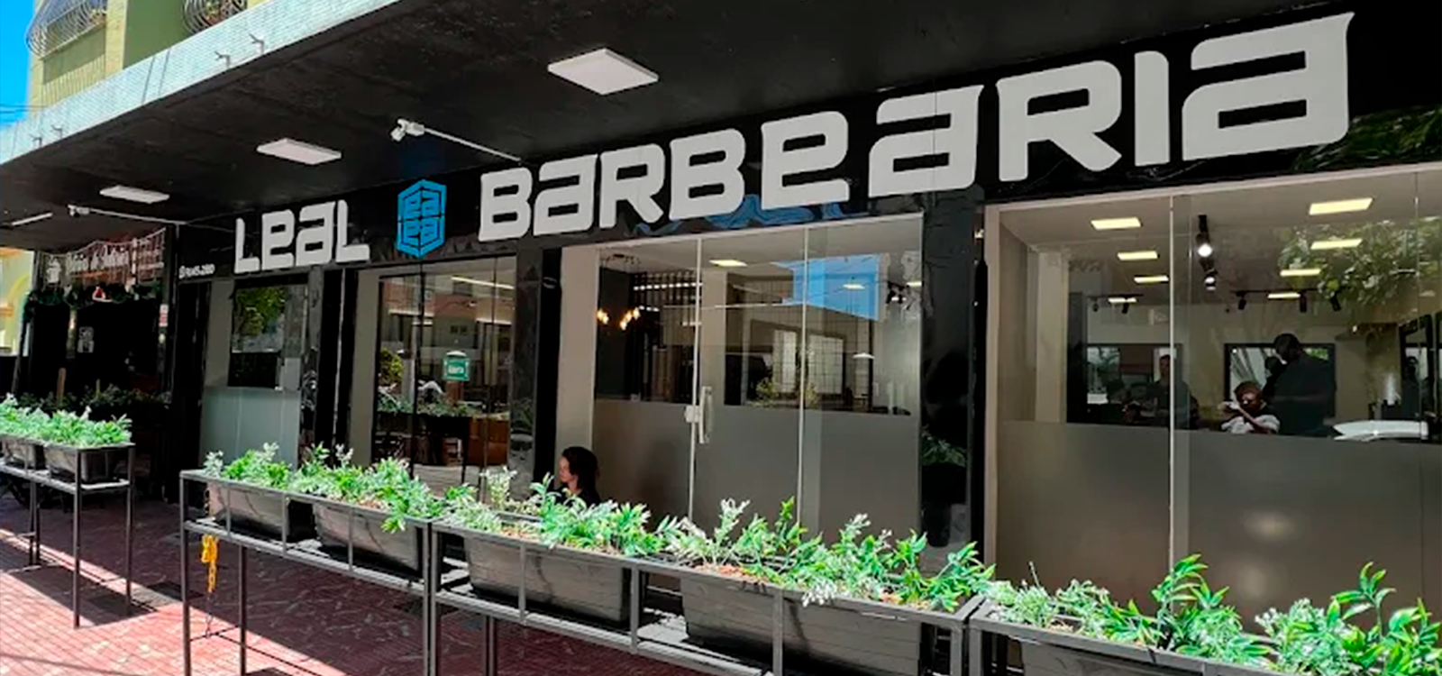 Unidade da Leal Barbearia em Ponta D'Areia